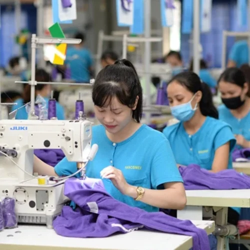 Ngành dệt may Việt Nam: Việc làm ổn định, thu nhập người lao động được cải thiện